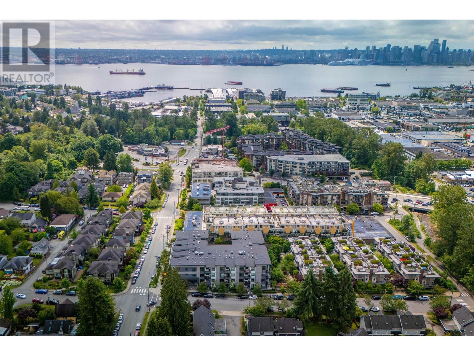 111 715 W 15TH STREET, North Vancouver real estate listing R3008833