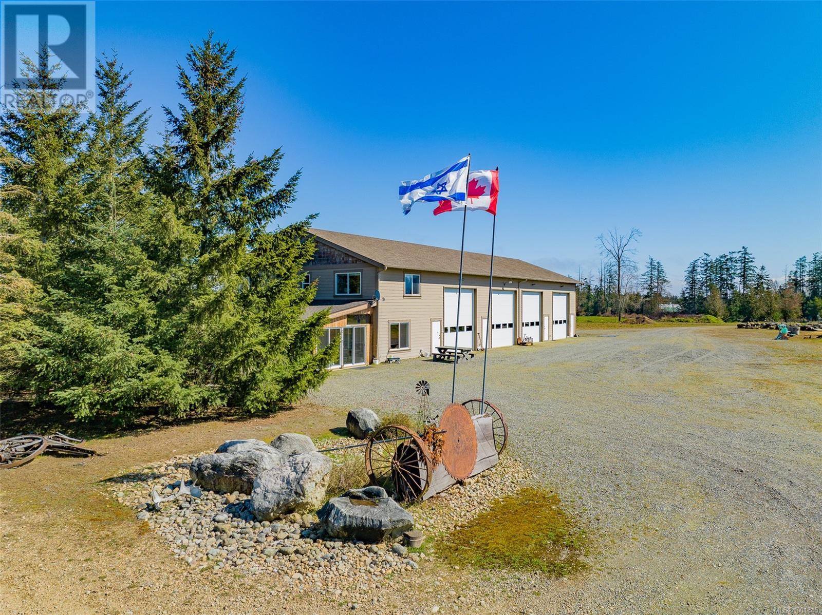 Photo 25 of 1355 Hodges Rd, French Creek BC