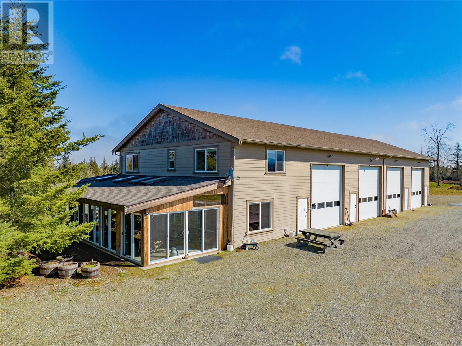 Photo 6 of 1355 Hodges Rd, French Creek BC