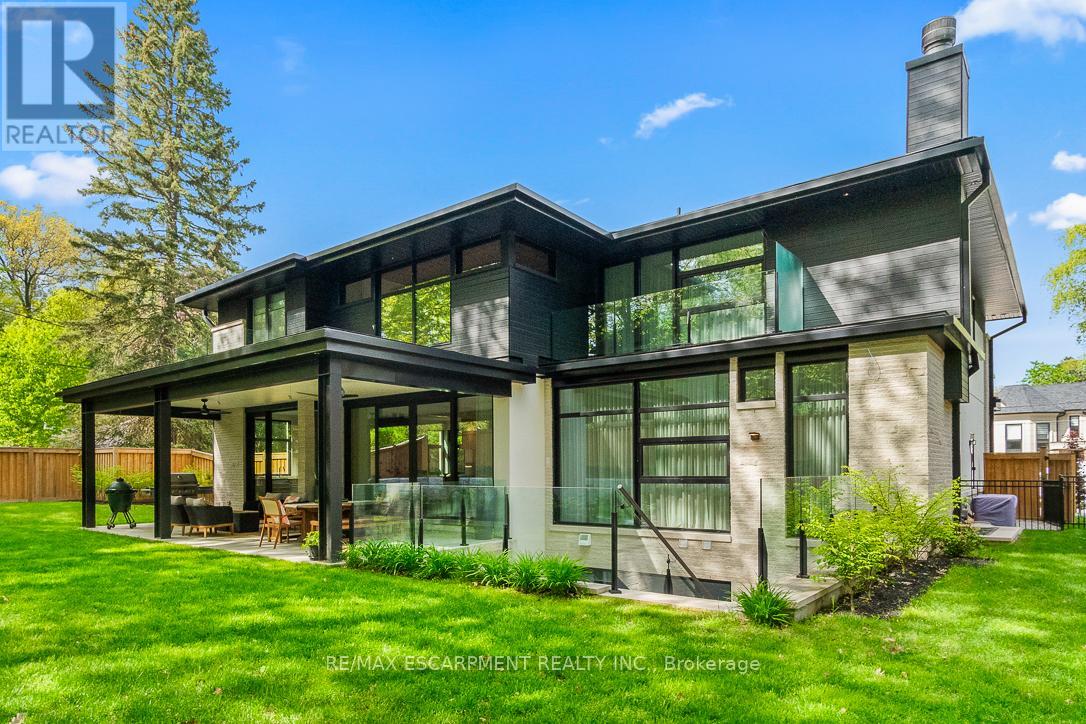 Photo 42 of 1308 Greenoaks Drive, Mississauga ON