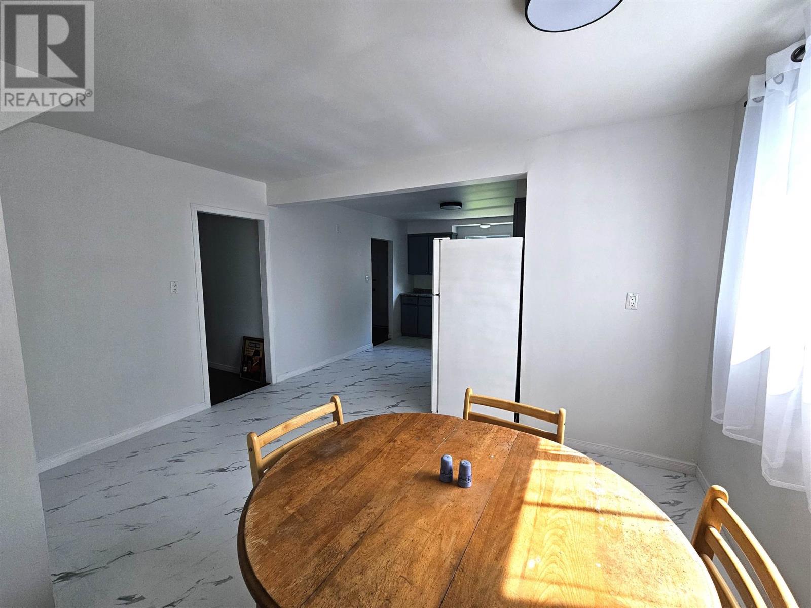 Photo 13 of 34 Hudson Ave, Terrace Bay ON