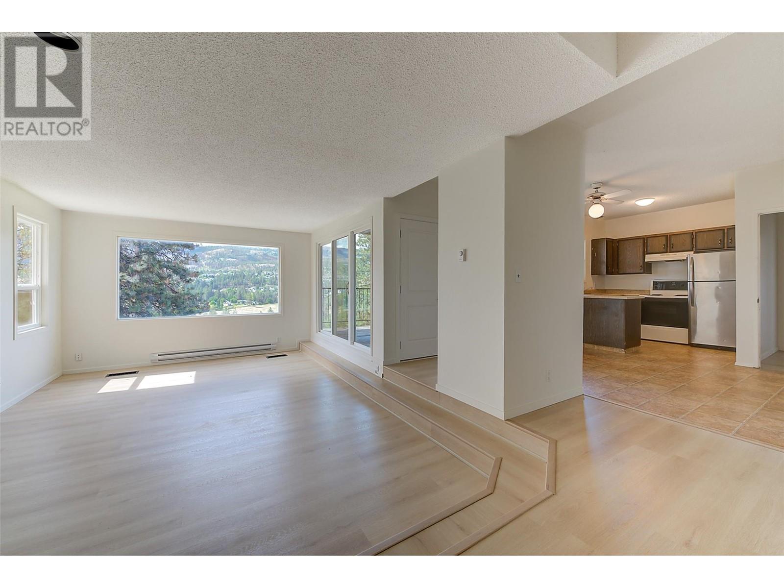  2370 Boucherie Road, West Kelowna