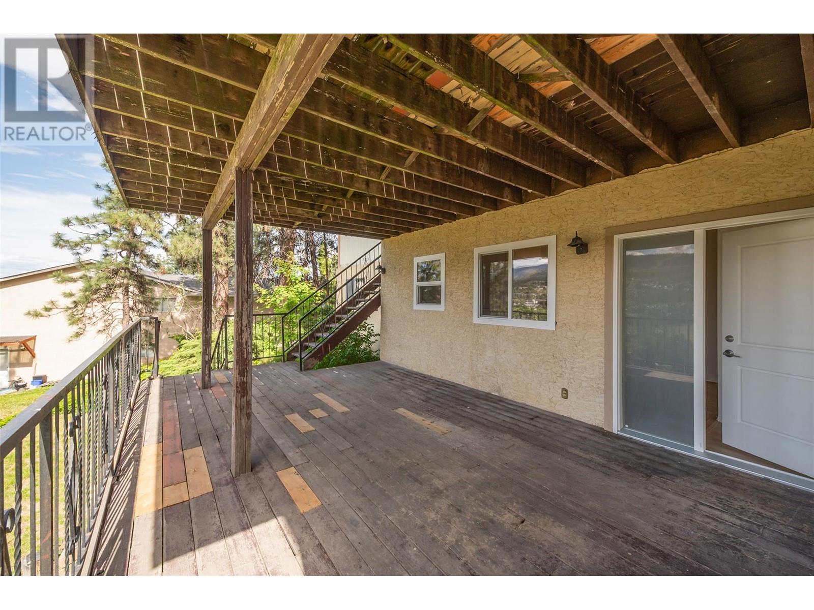  2370 Boucherie Road, West Kelowna