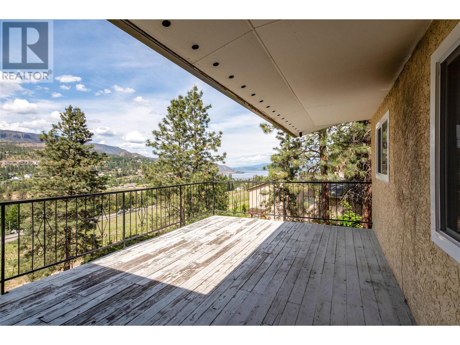  2370 Boucherie Road, West Kelowna