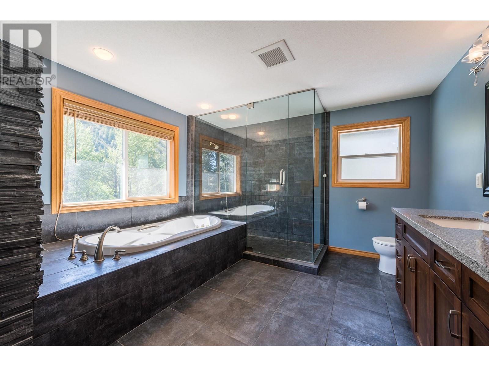 Photo 20 of 8925 Grizzly Crescent, Kamloops BC