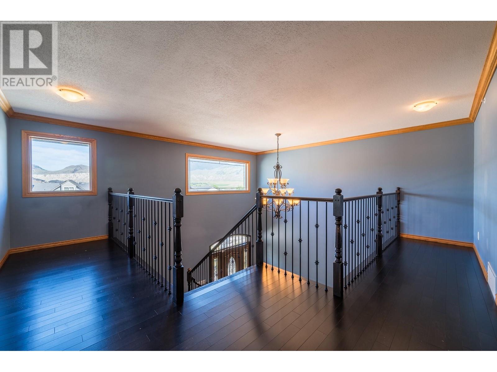 Photo 14 of 8925 Grizzly Crescent, Kamloops BC