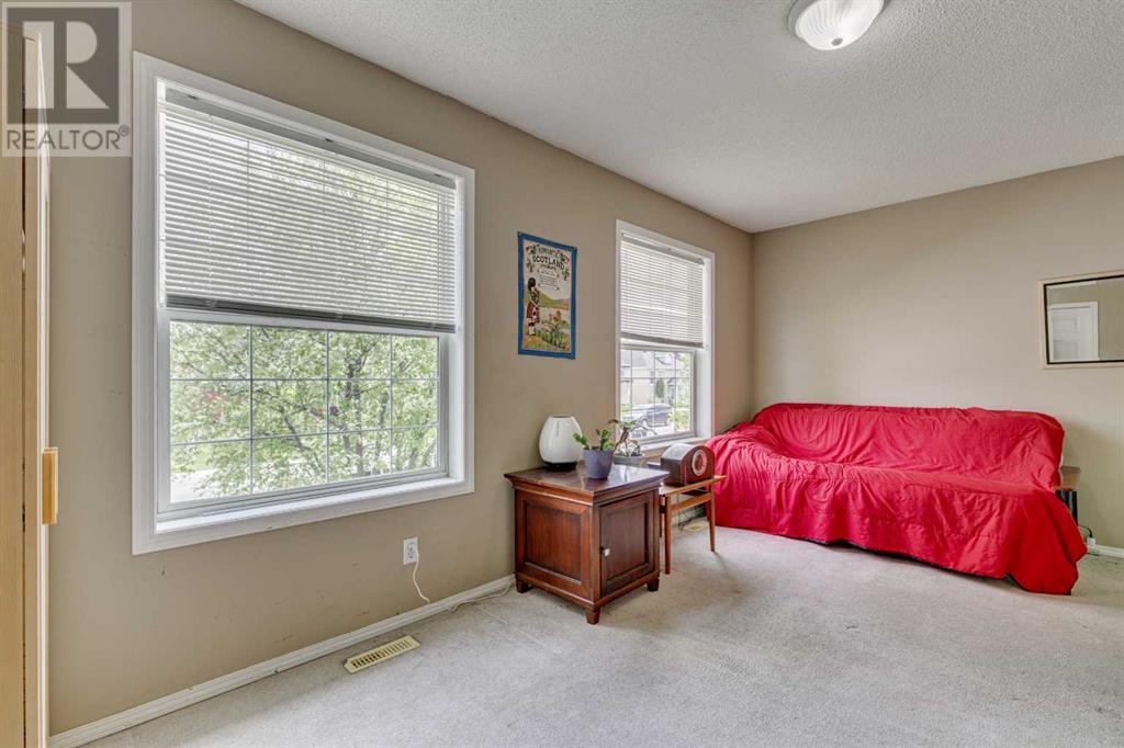 Single Family House Bi-level for Sale in  Martha