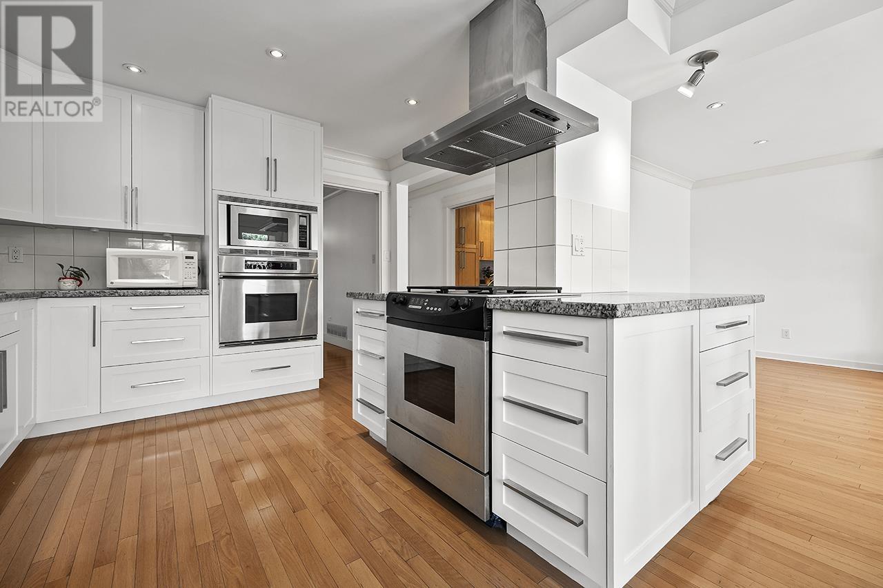 Photo 6 of 3558 W 32nd Avenue, Vancouver BC