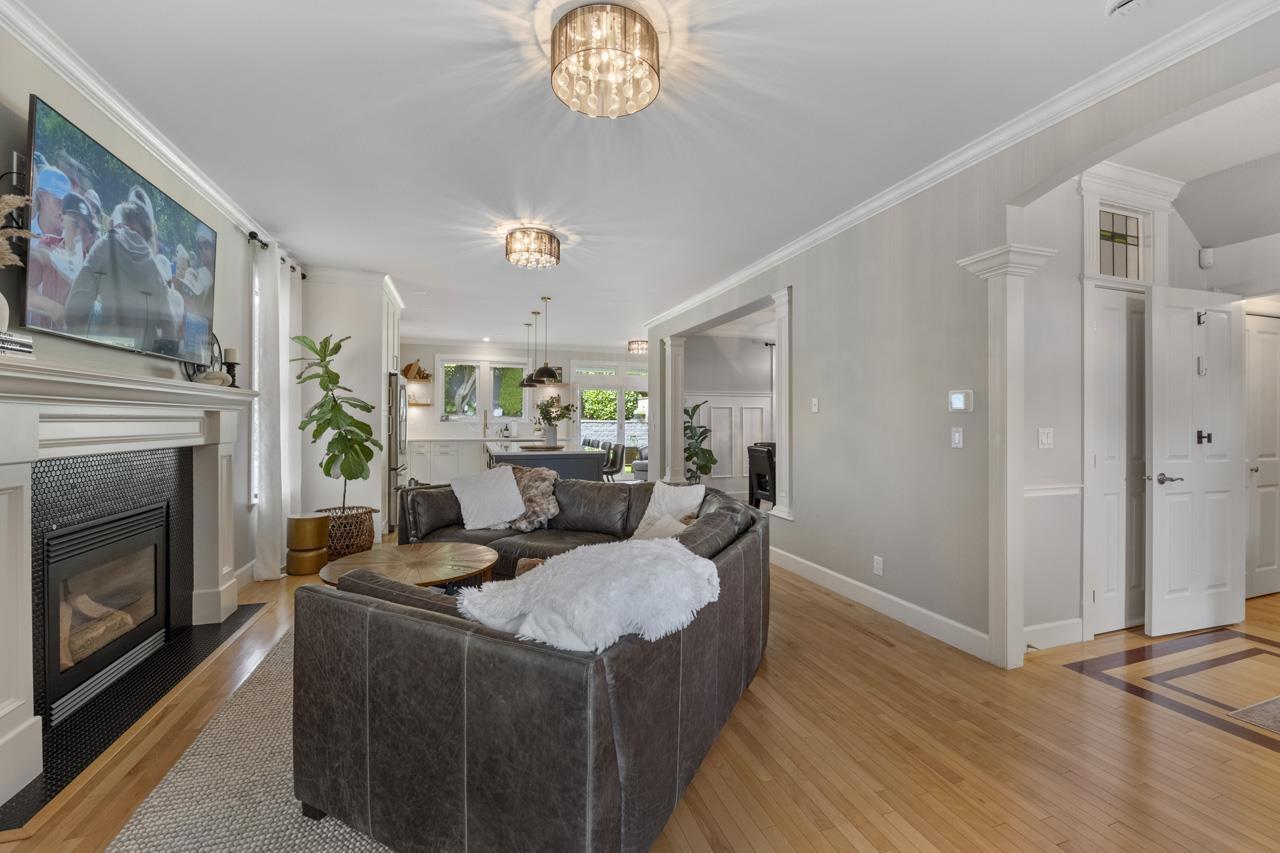 835 KENT STREET, White Rock