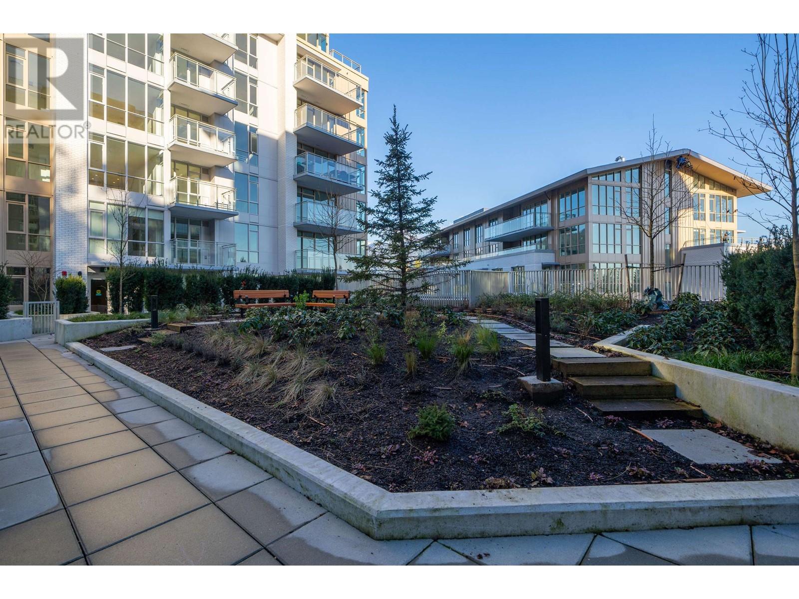 202 2325 EMERY COURT, North Vancouver real estate listing R2958388