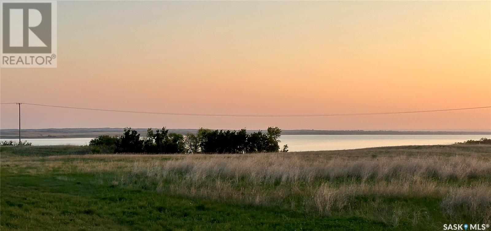 Photo 2 of 24 Tufts Bay W, Elbow SK