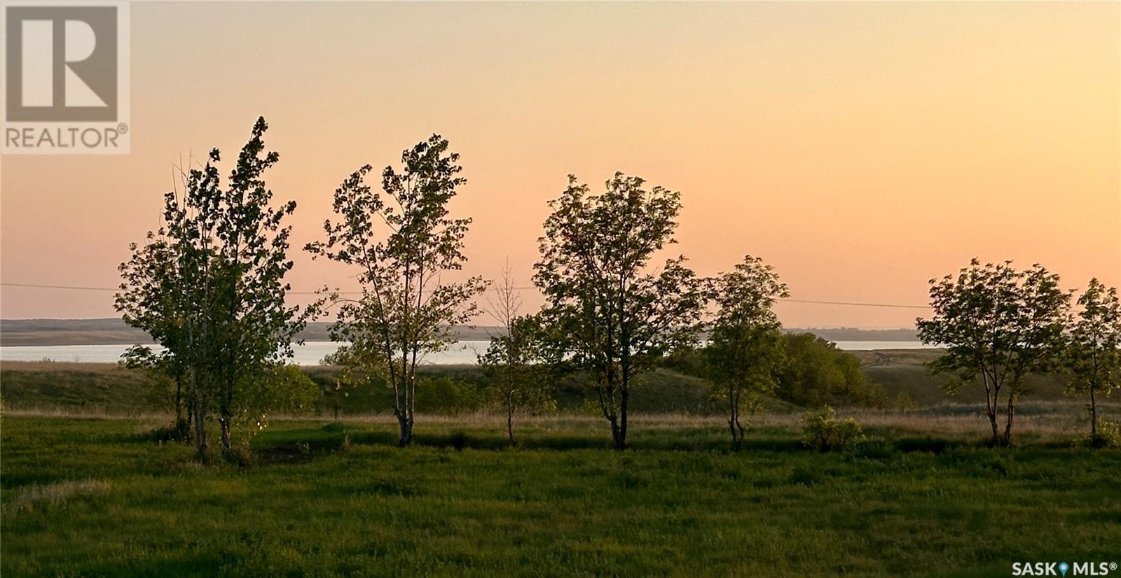 Photo 3 of 24 Tufts Bay W, Elbow SK