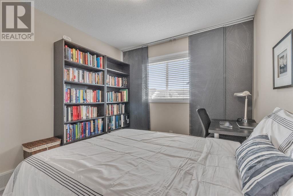 Single Family House for Sale in  New Brighton Drive SE New Brighton Calgary 