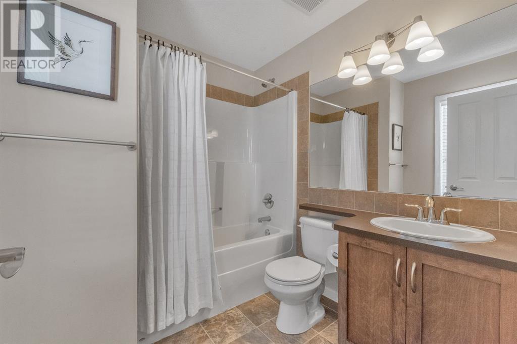 Single Family House for Sale in  New Brighton Drive SE New Brighton Calgary 