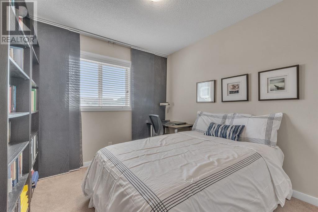 Single Family House for Sale in  New Brighton Drive SE New Brighton Calgary 