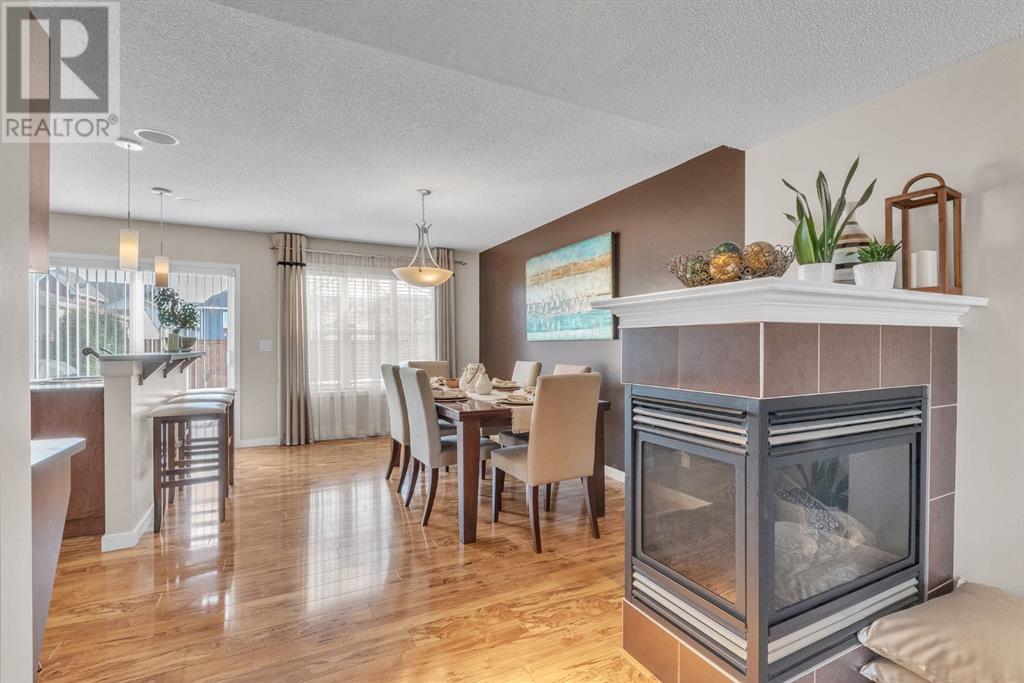 Single Family House for Sale in  New Brighton Drive SE New Brighton Calgary 
