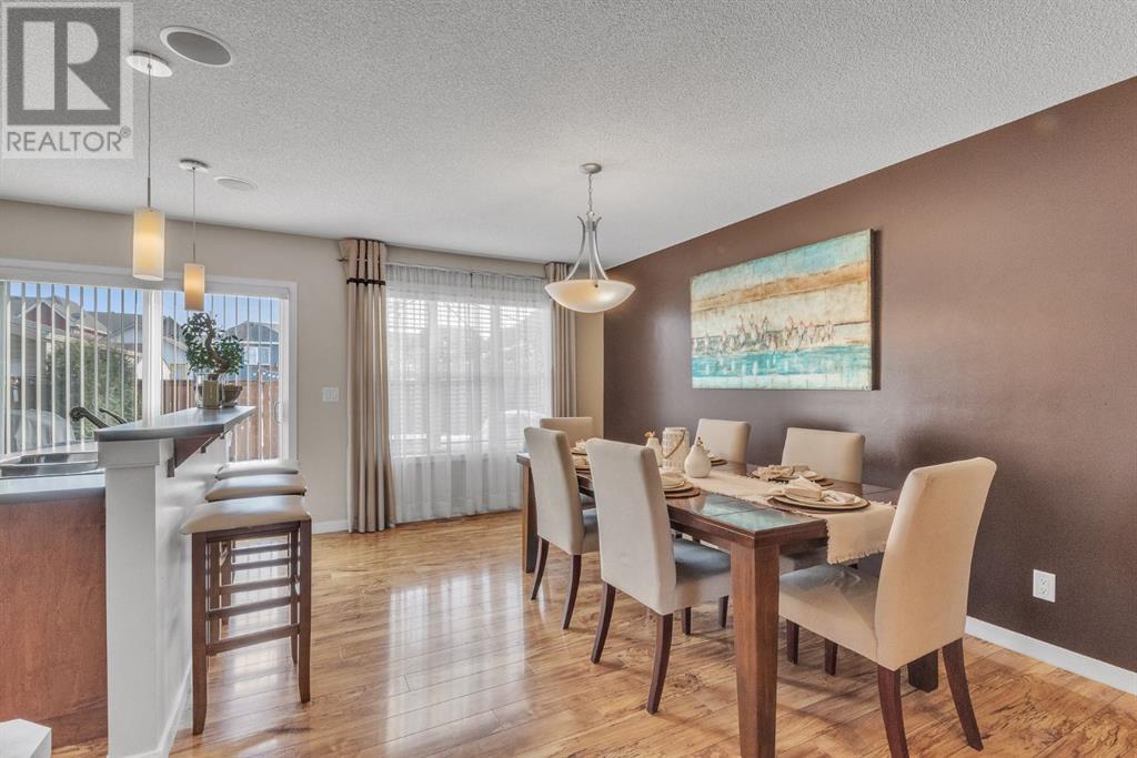 Single Family House for Sale in  New Brighton Drive SE New Brighton Calgary 