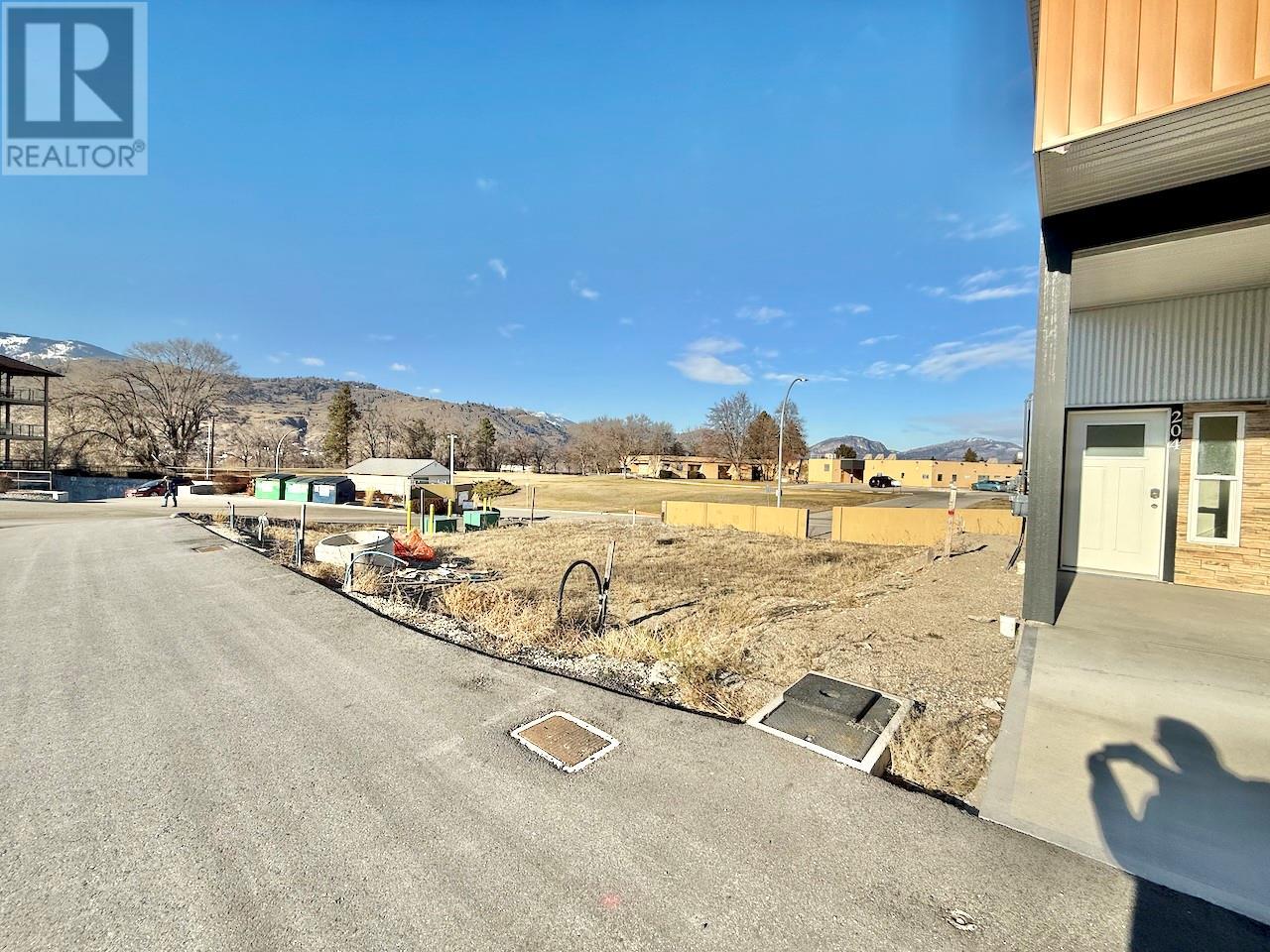  937 Spillway Road, Oliver