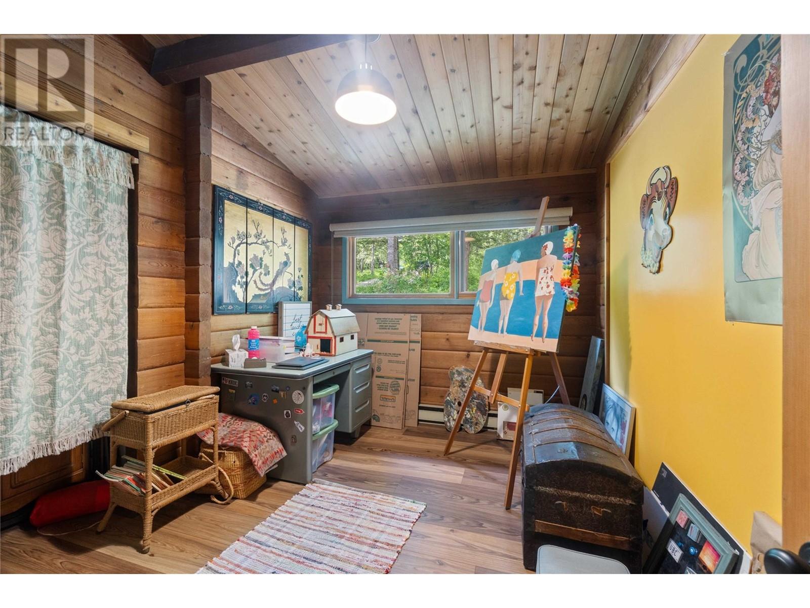  781 Gardom Lake Road, Enderby