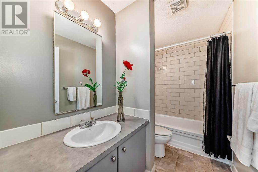 Single Family House Bungalow for Sale in  Castledale Crescent NE Castleridge Calgary 