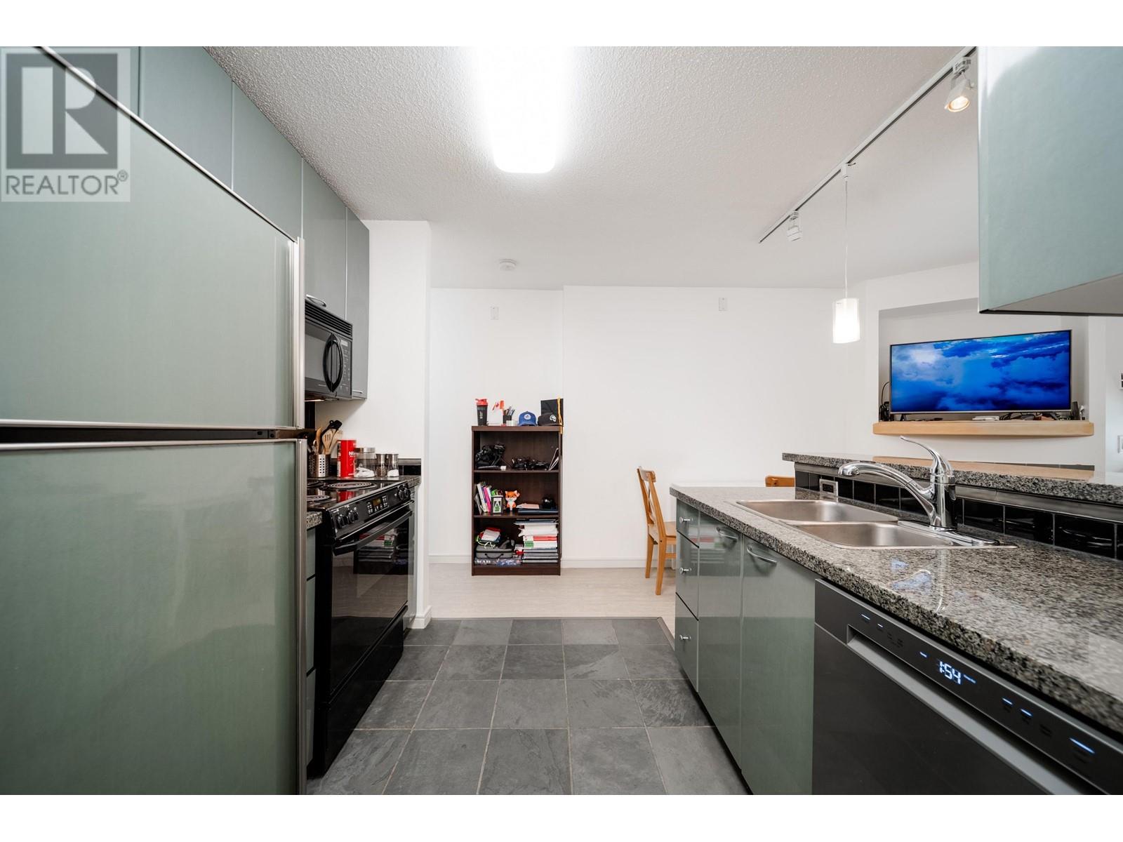 Photo 14 of 305 1068 Hornby Street, Vancouver BC