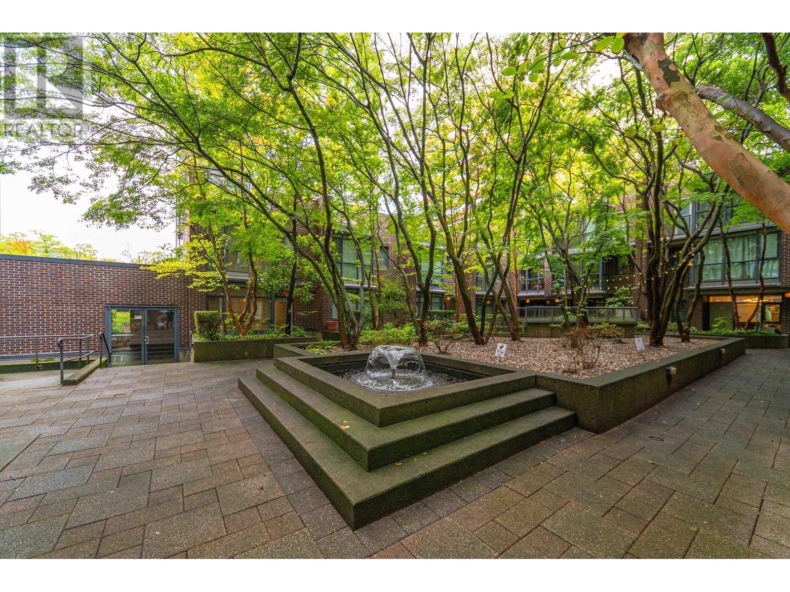 Photo 24 of 305 1068 Hornby Street, Vancouver BC