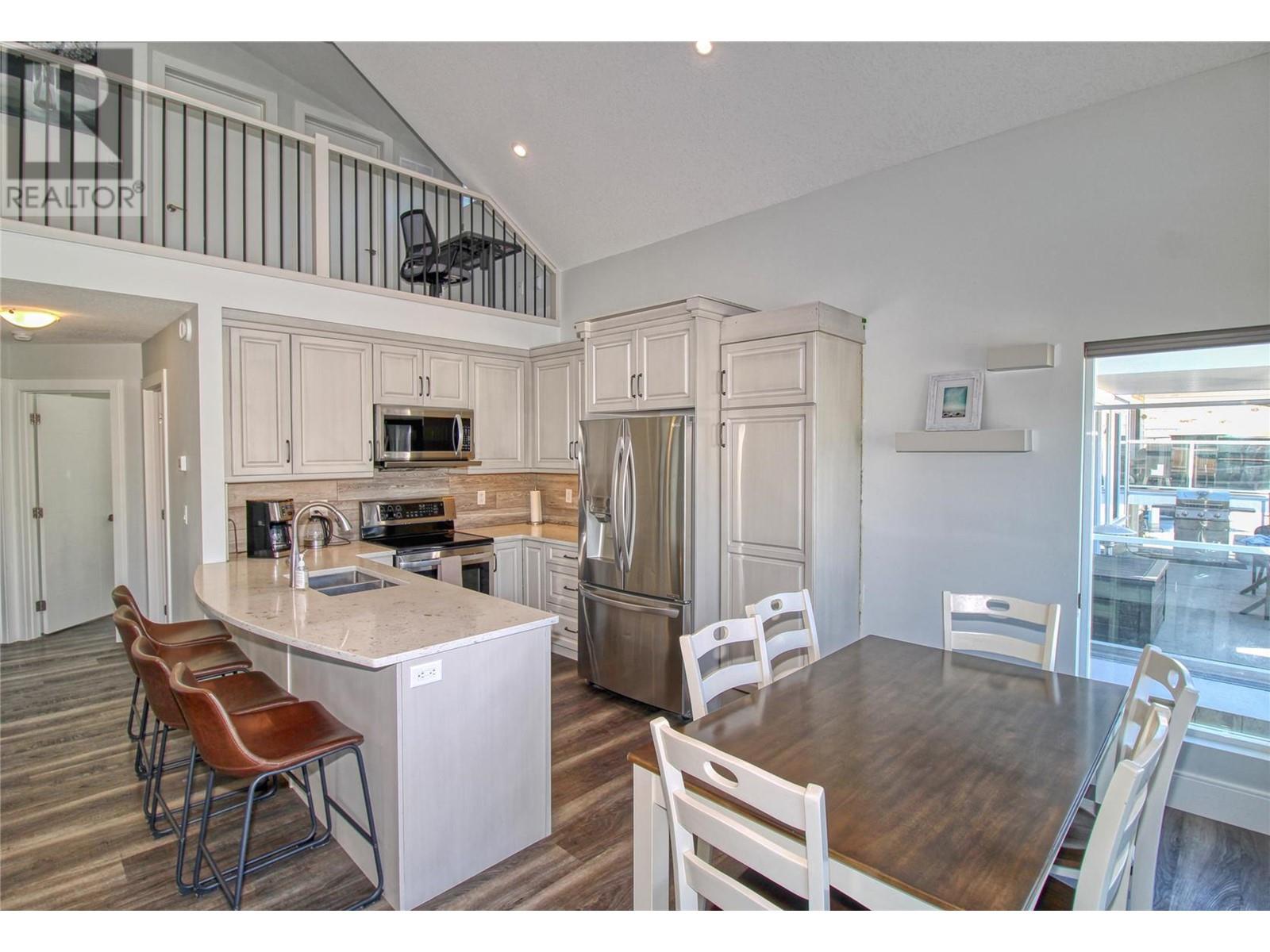 302 6742 Marbella Loop, Kelowna