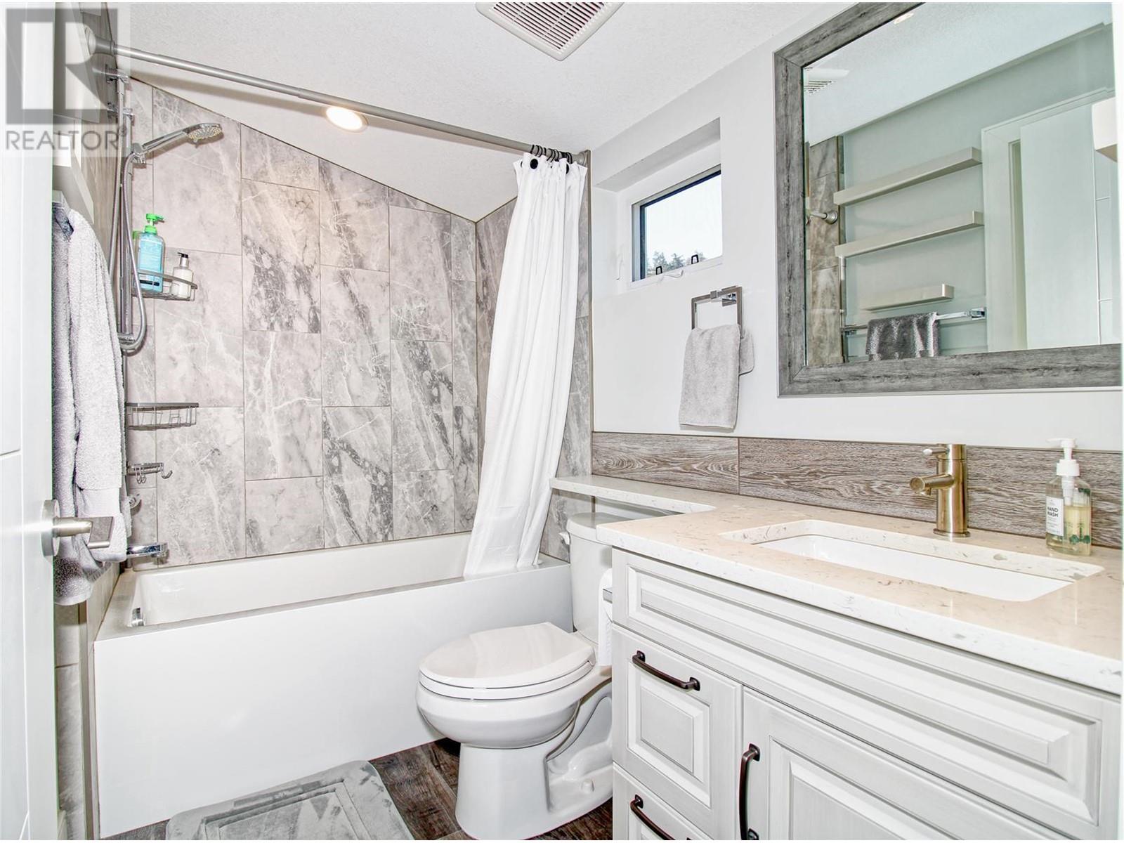 302 6742 Marbella Loop, Kelowna
