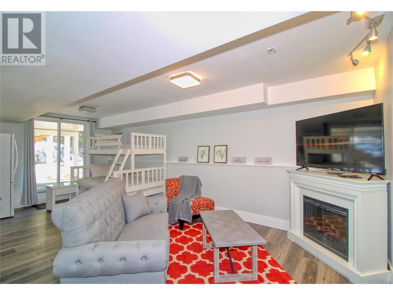 302 6742 Marbella Loop, Kelowna