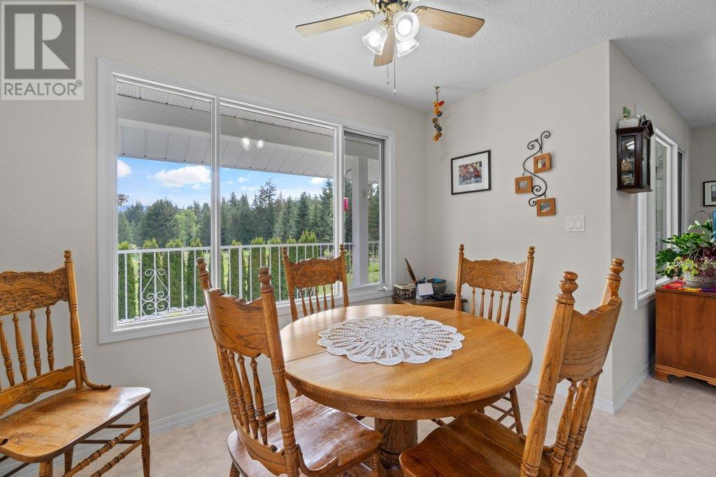 4501 44 Avenue NW, Salmon Arm