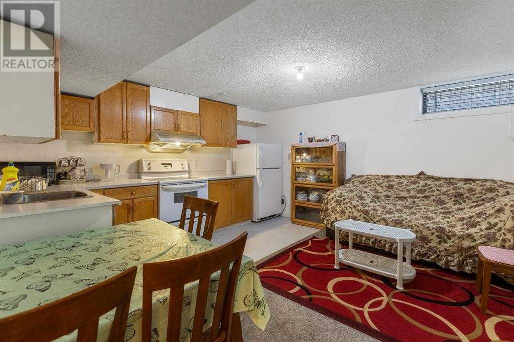 272 Templevale Road NE, Calgary, Alberta
