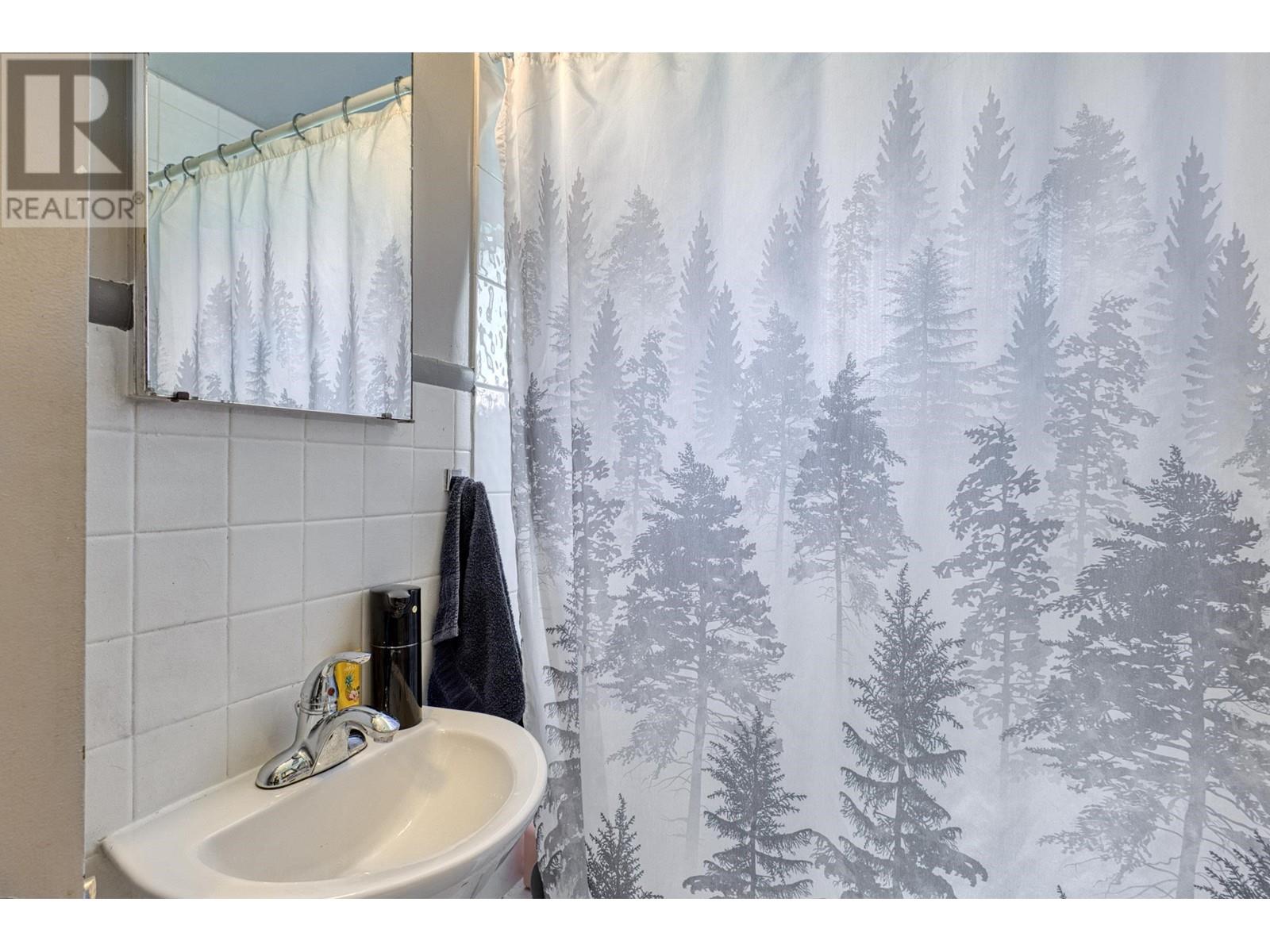 914 MACINTOSH STREET, Coquitlam real estate listing R3008333