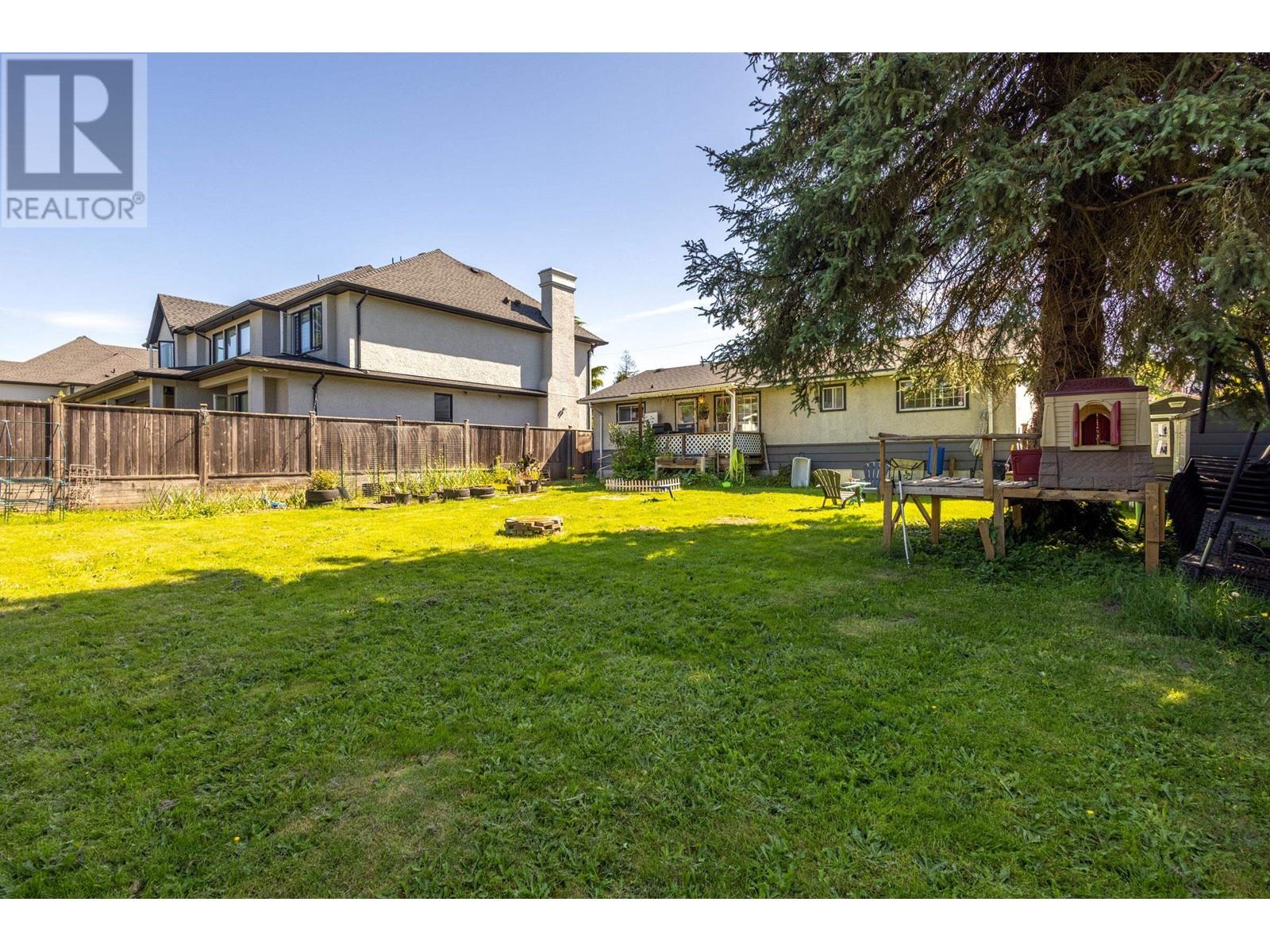 914 MACINTOSH STREET, Coquitlam real estate listing R3008333