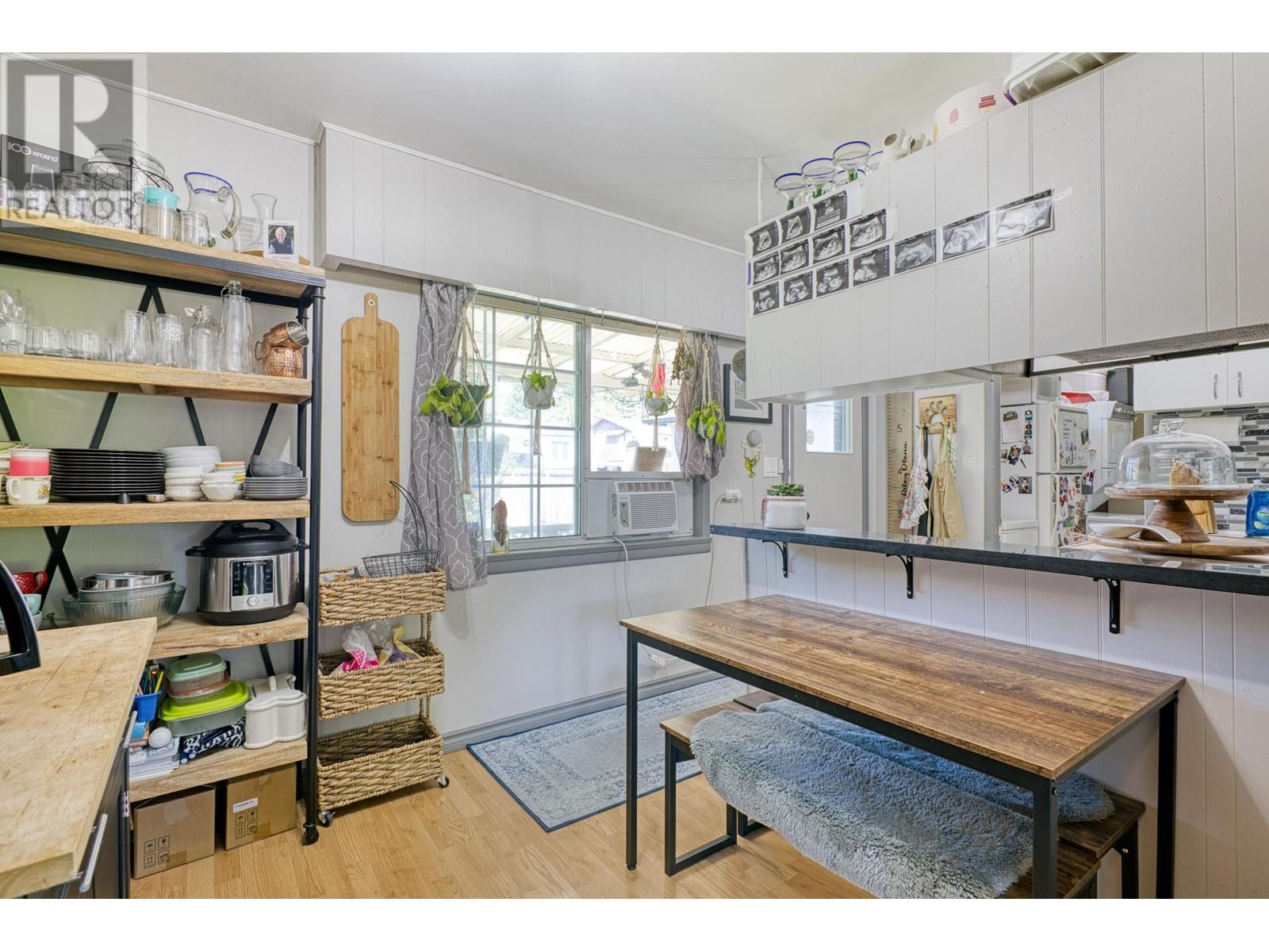 914 MACINTOSH STREET, Coquitlam real estate listing R3008333
