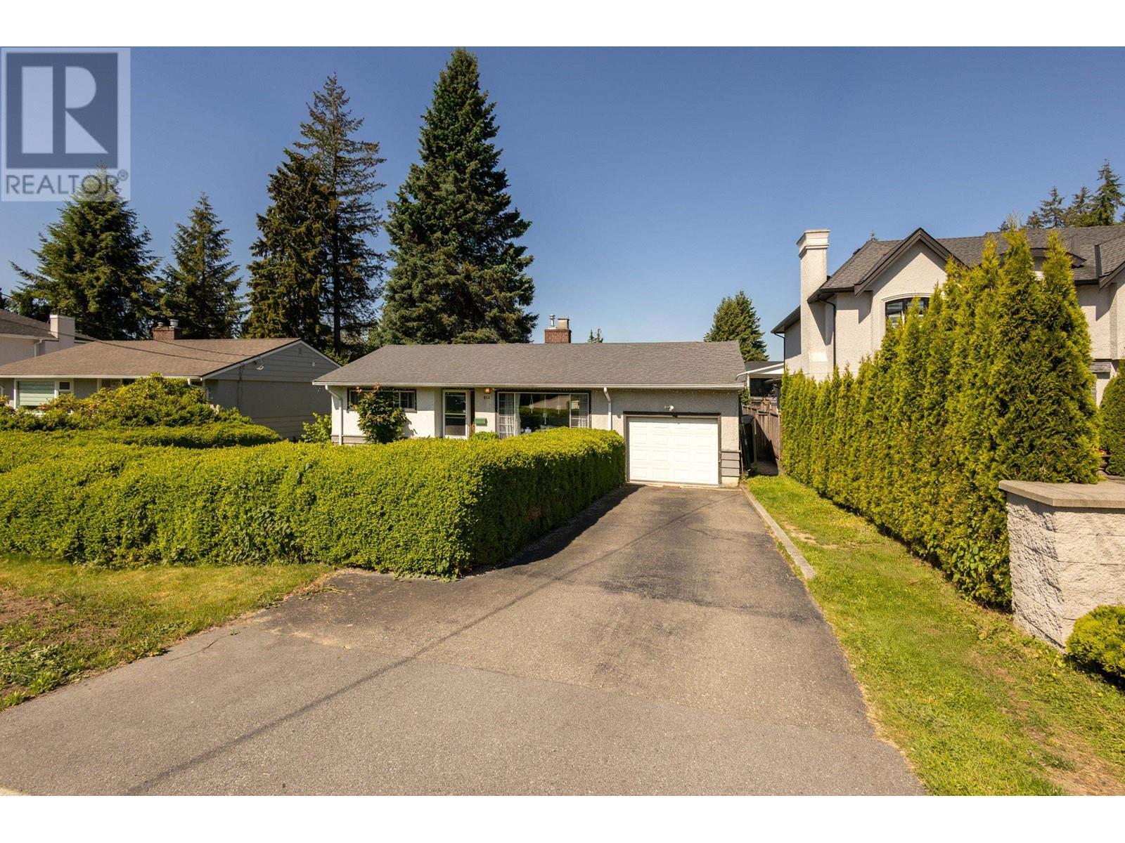 914 MACINTOSH STREET, Coquitlam real estate listing R3008333