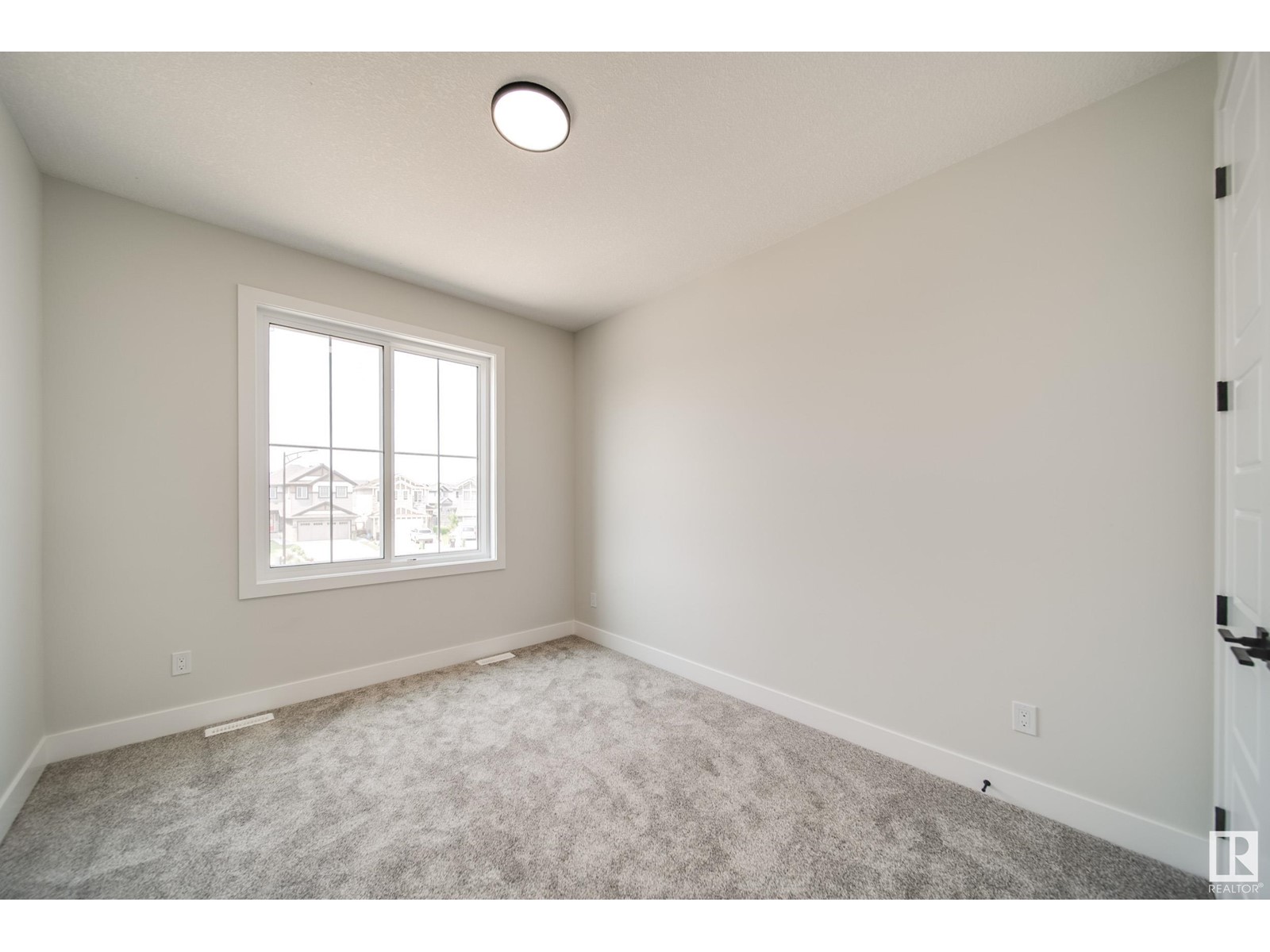 17043 45 ST NW, Edmonton