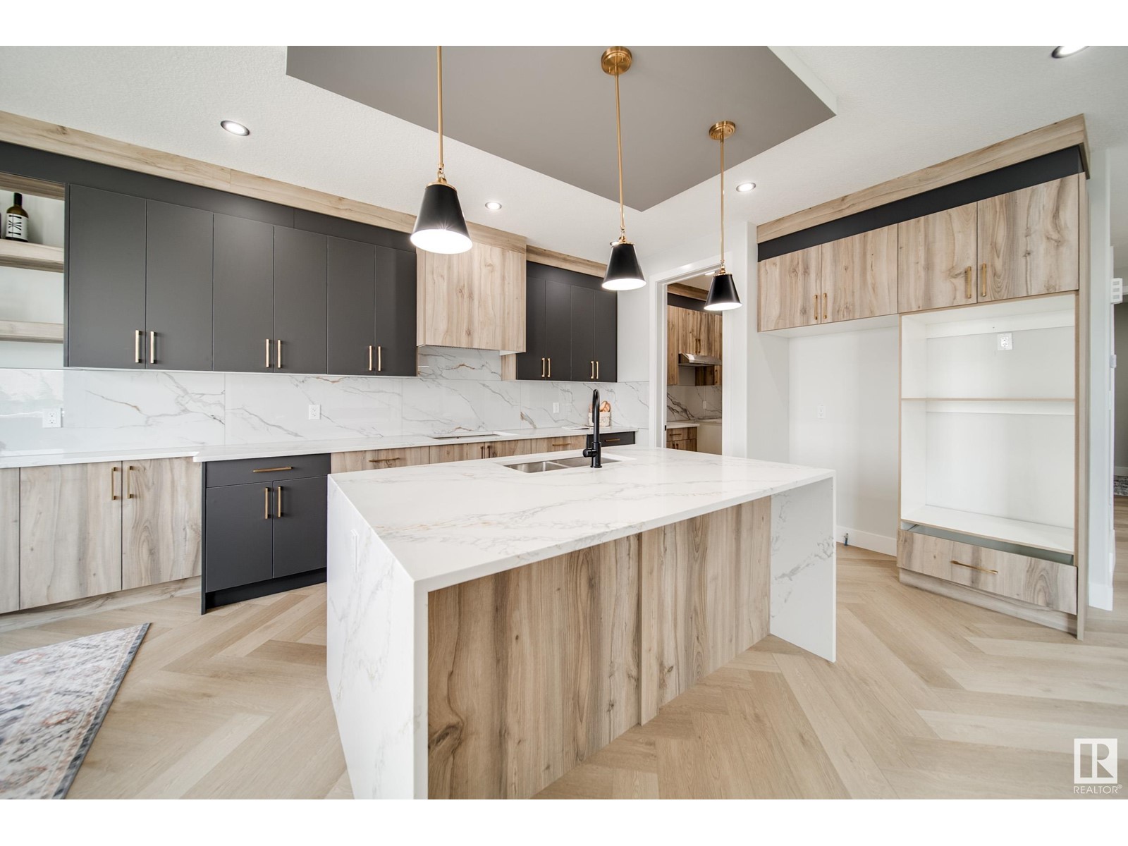 17043 45 ST NW, Edmonton