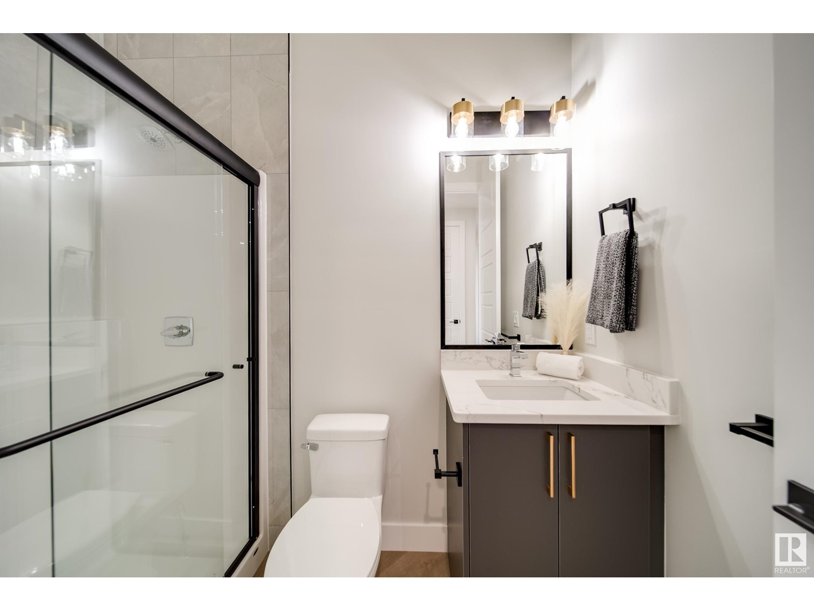 17043 45 ST NW, Edmonton
