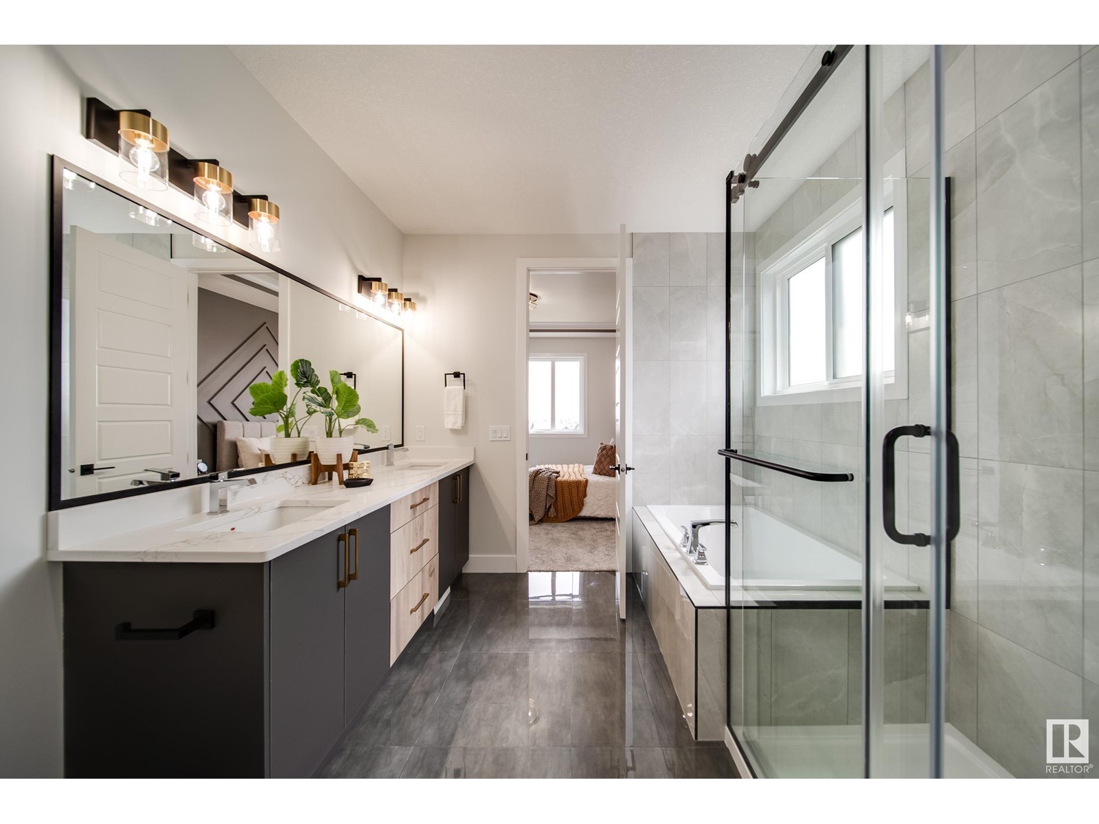 17043 45 ST NW, Edmonton