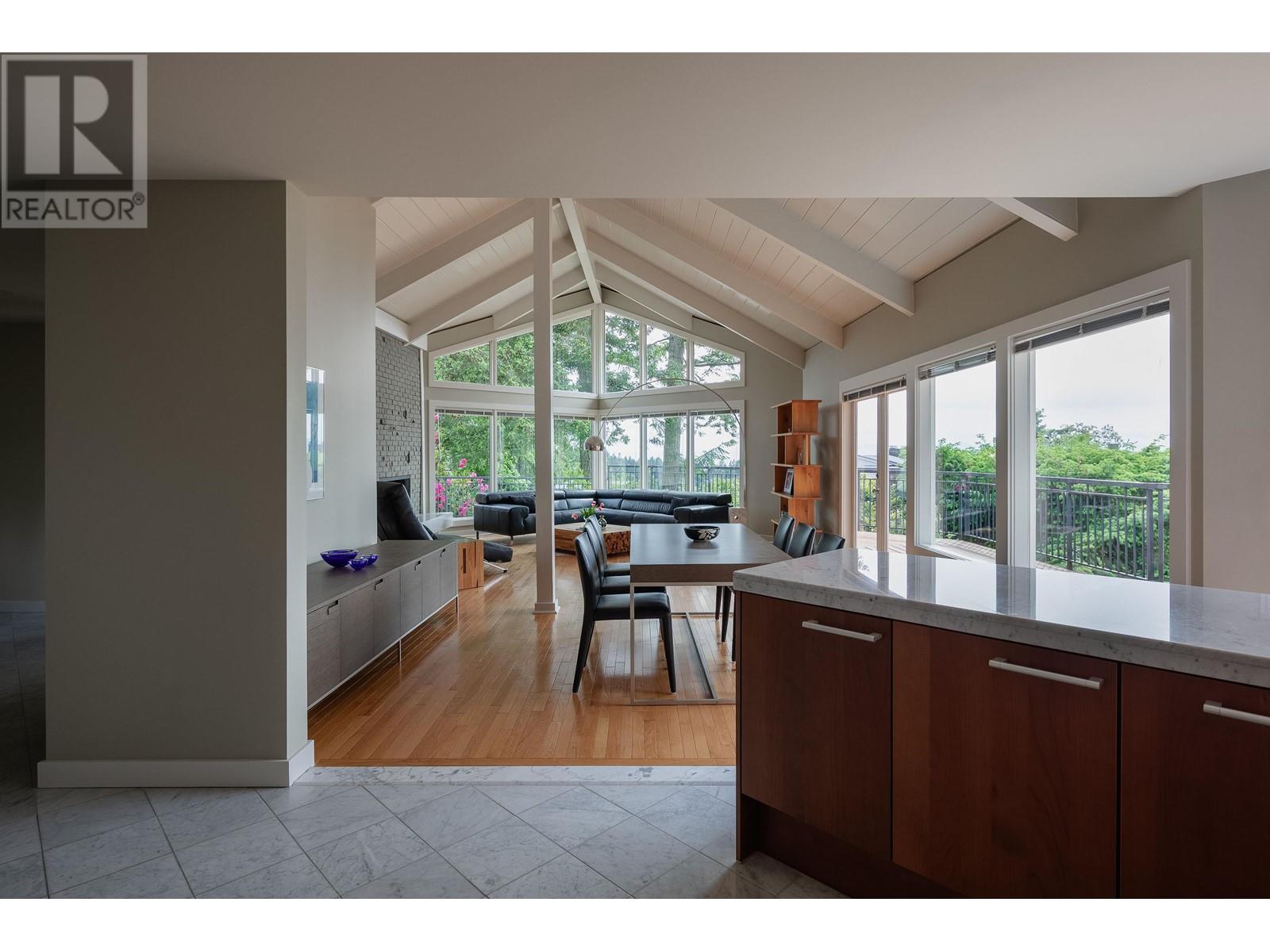 5634 WESTPORT ROAD, West Vancouver