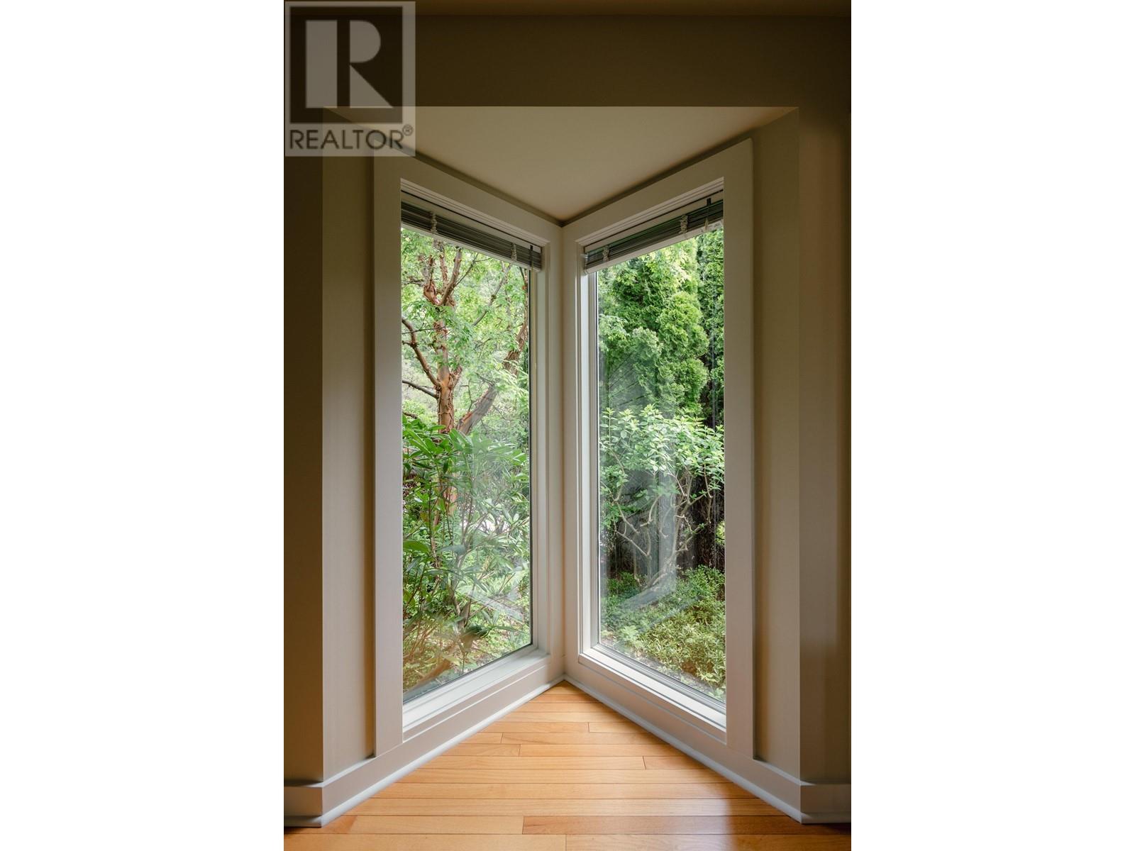 5634 WESTPORT ROAD, West Vancouver