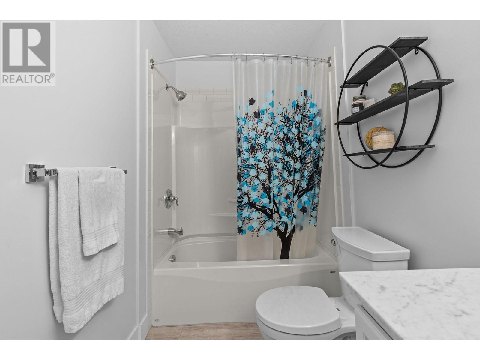 3895 Angus Drive, West Kelowna
