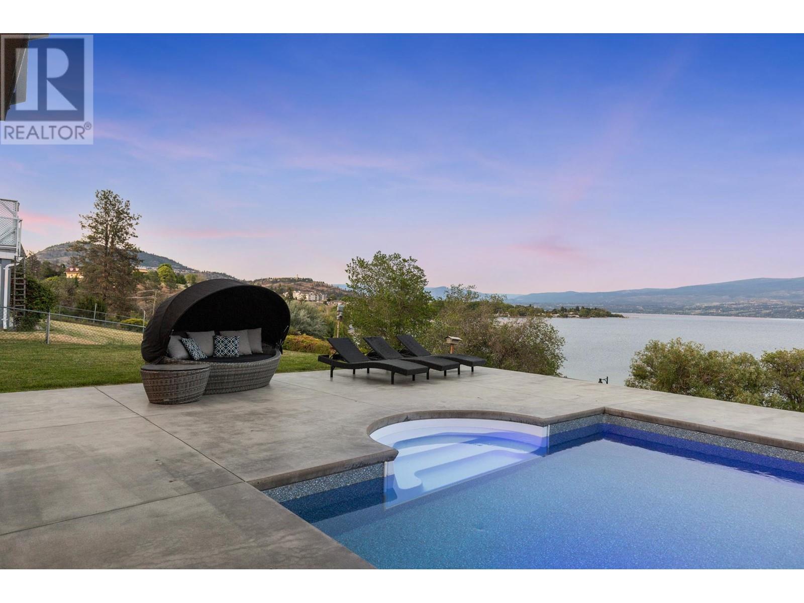 3895 Angus Drive, West Kelowna