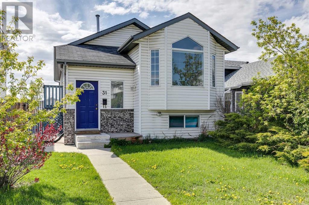 Single Family House Bi-level for Sale in  Rivercrest Way SE Riverbend Calgary 