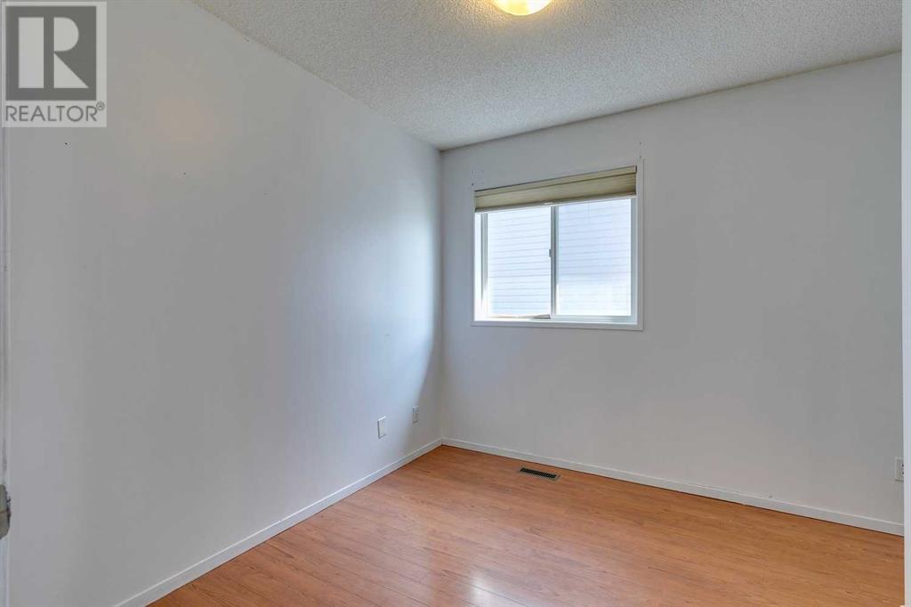 31 Rivercrest Way SE, Calgary, Alberta