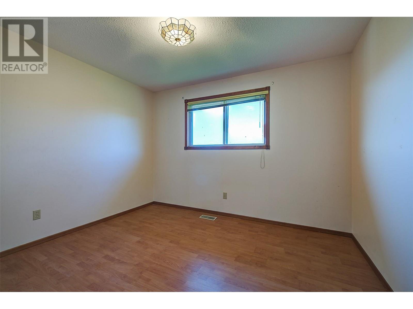  410 Seaford Road, Kelowna