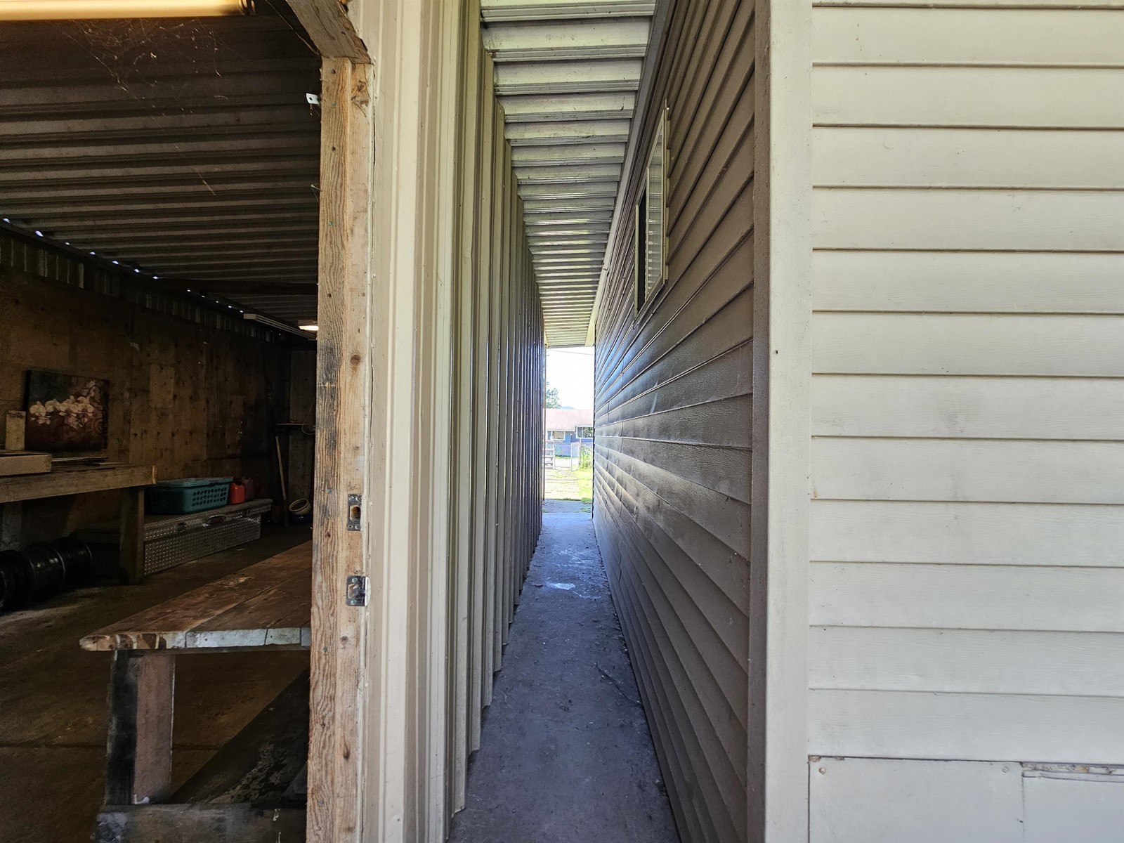 35268 RIVERSIDE ROAD, Mission
