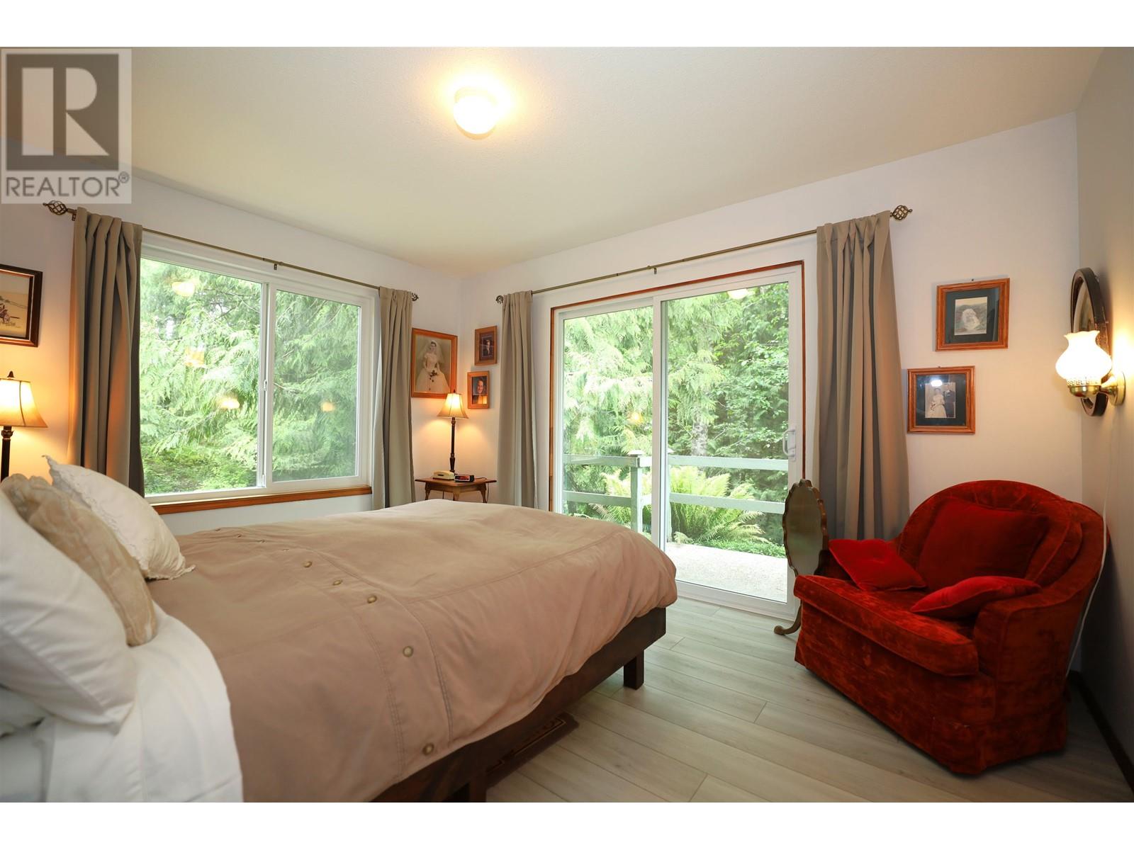 12957 MURDOCH ROAD, Madeira Park