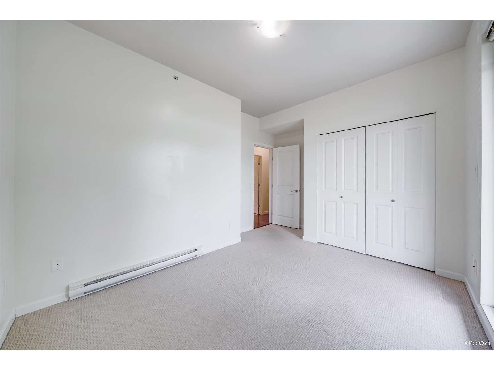 Photo 13 of 413 15322 101 Avenue, Surrey BC
