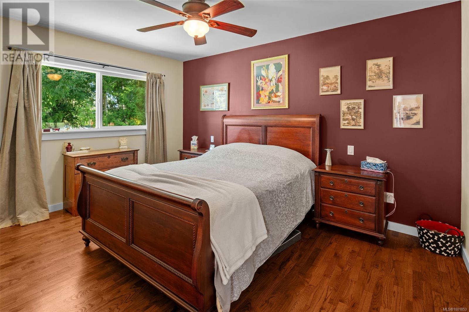  8545 Aldous Terrace, North Saanich
